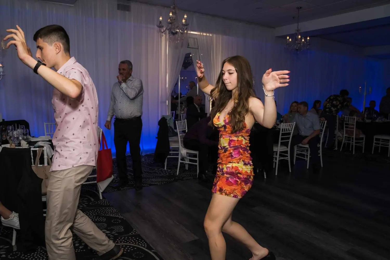 MontrealWeddingParty-DJServices-025